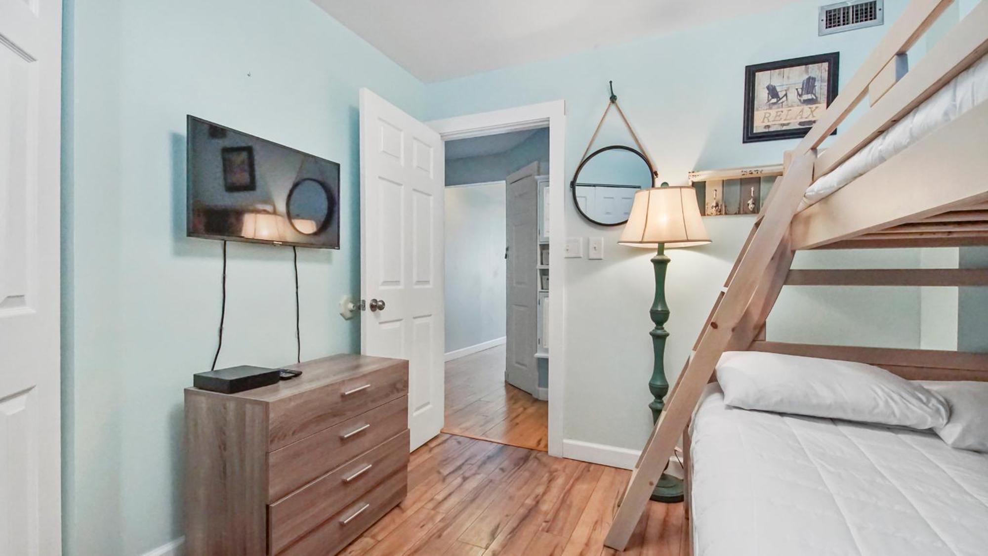 Aquavista Beach Resort By Sand Seeker Vacations Panama City Beach Rum bild