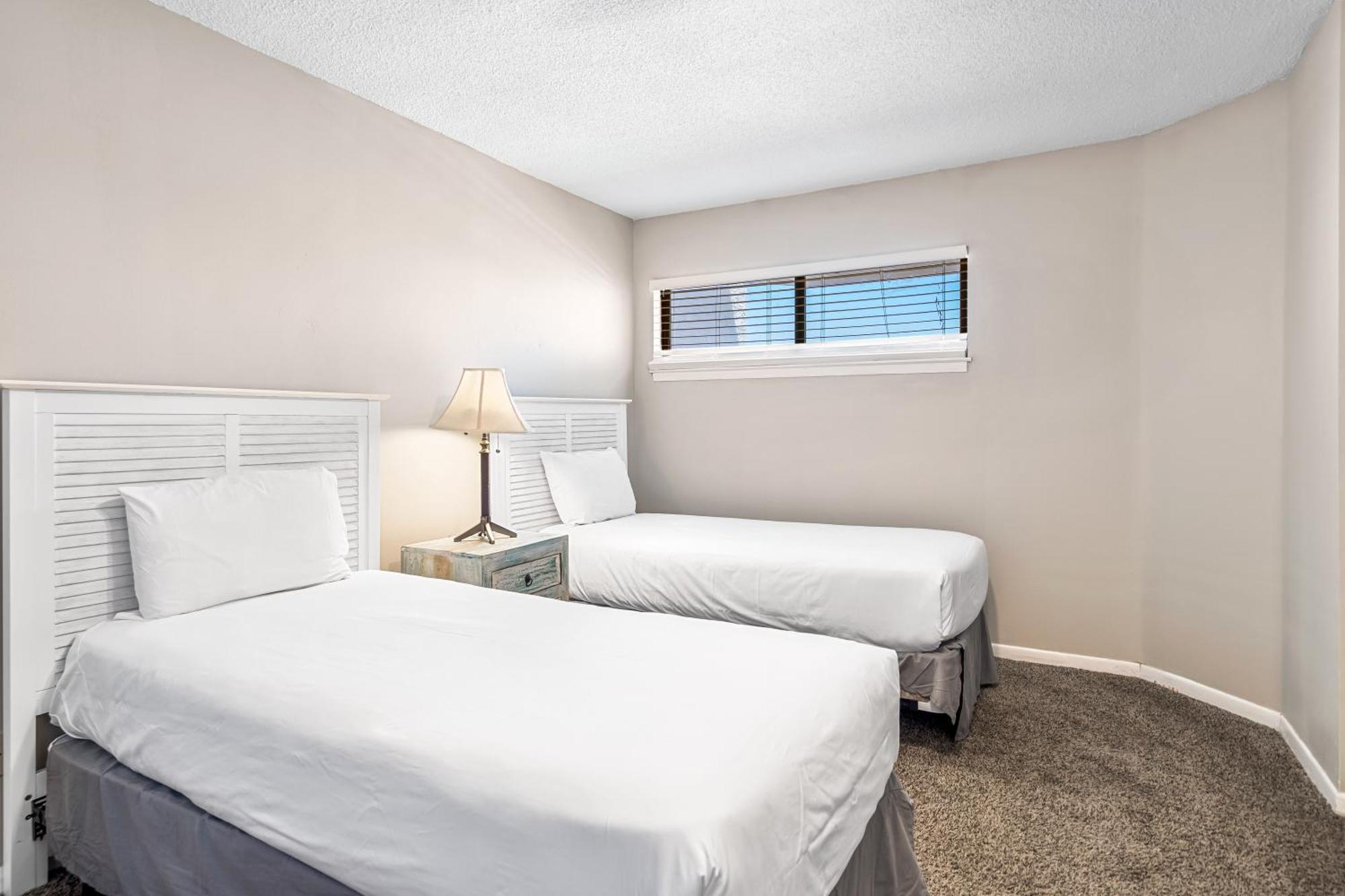 Aquavista Beach Resort By Sand Seeker Vacations Panama City Beach Rum bild